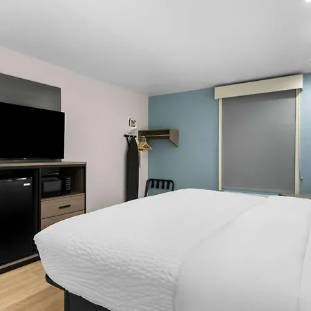 Hotel Clarion Pointe à Fort Worth Extérieur photo