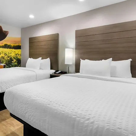 Hotel Clarion Pointe à Fort Worth Extérieur photo