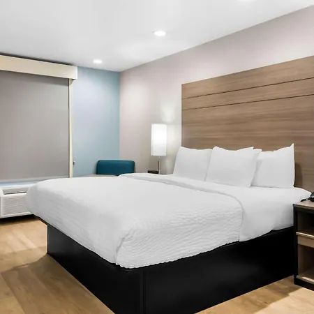 Hotel Clarion Pointe à Fort Worth Extérieur photo