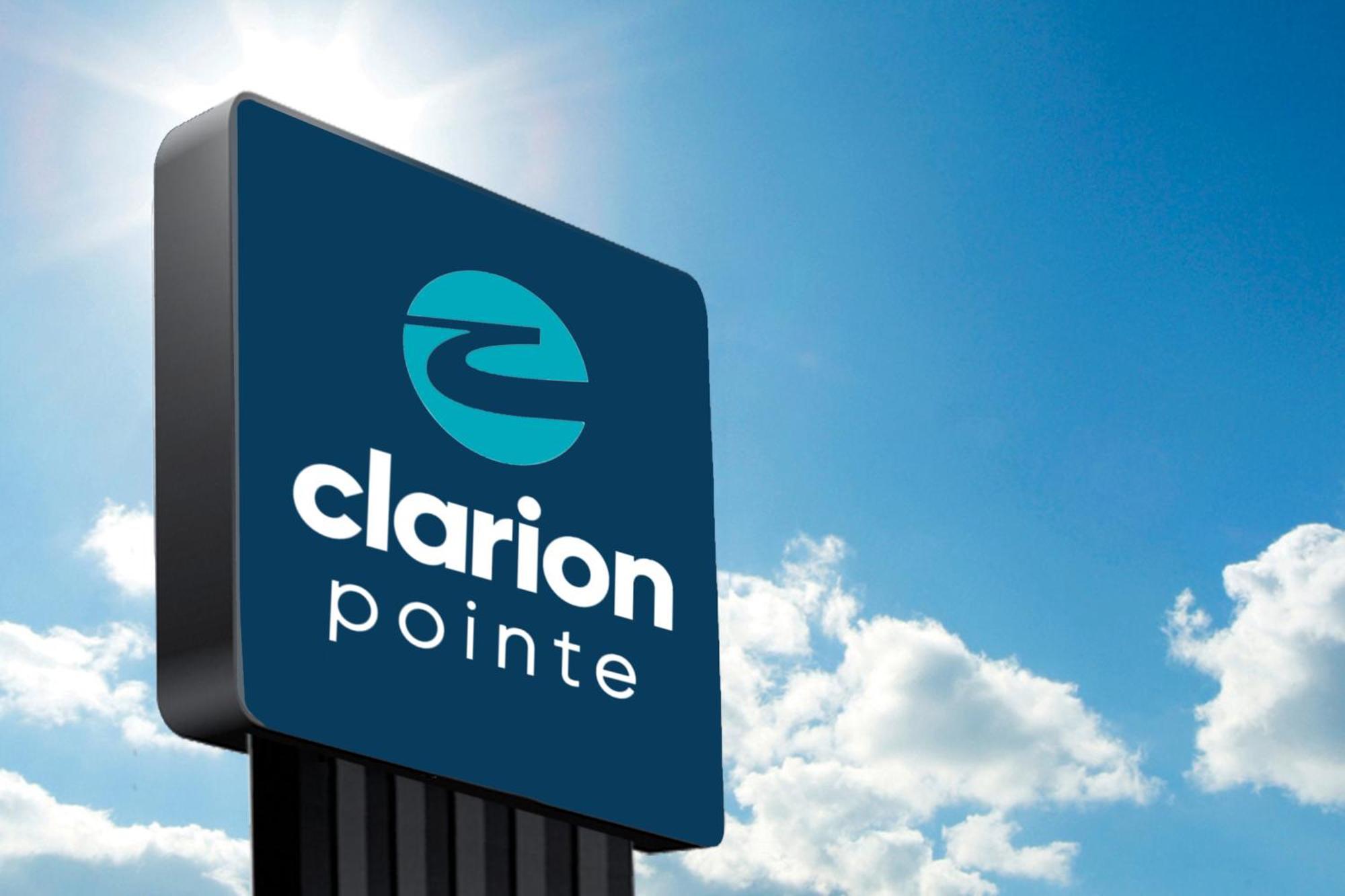 Clarion Pointe Hotel Fort Worth